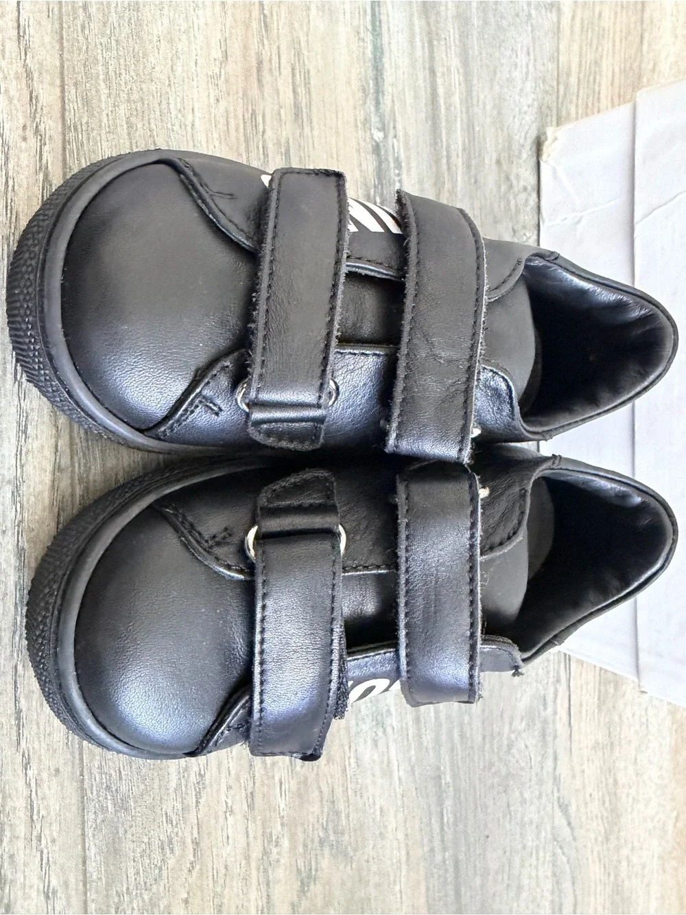 Moschino Baby Toddler Boy Girl Black Sneakers Size 23/7 made in Italy 18-24 mont
